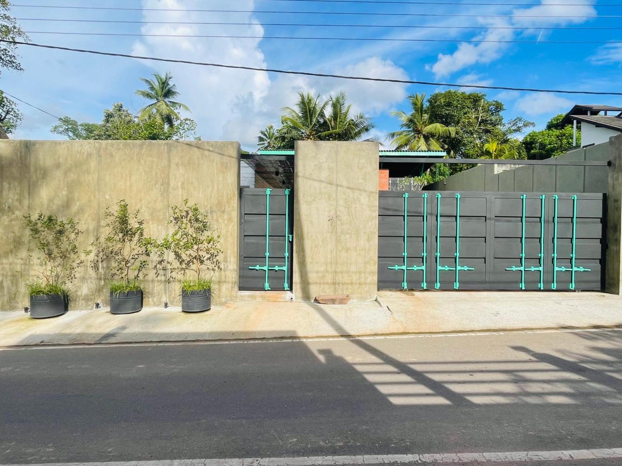 Container Villa Luxury Collection Weliweriya Exterior photo